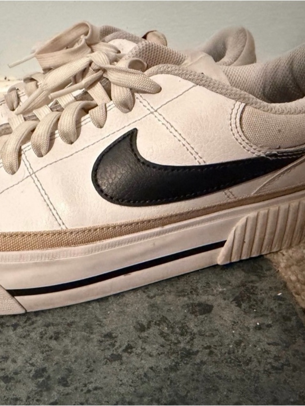 Women nike court legacy lift
